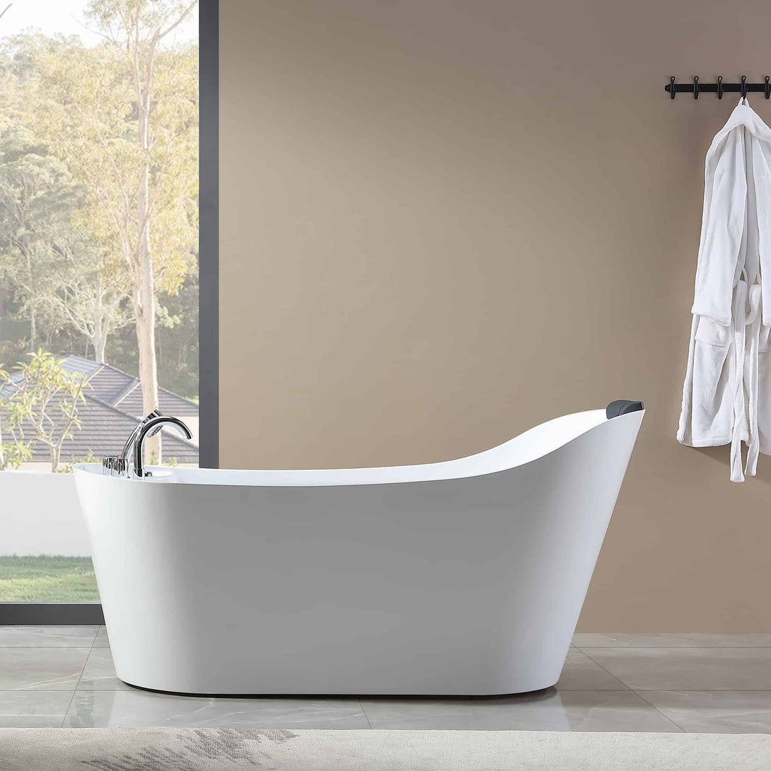 Empava-67AIS09 whirlpool acrylic freestanding oval high back single-ended bathtub front view